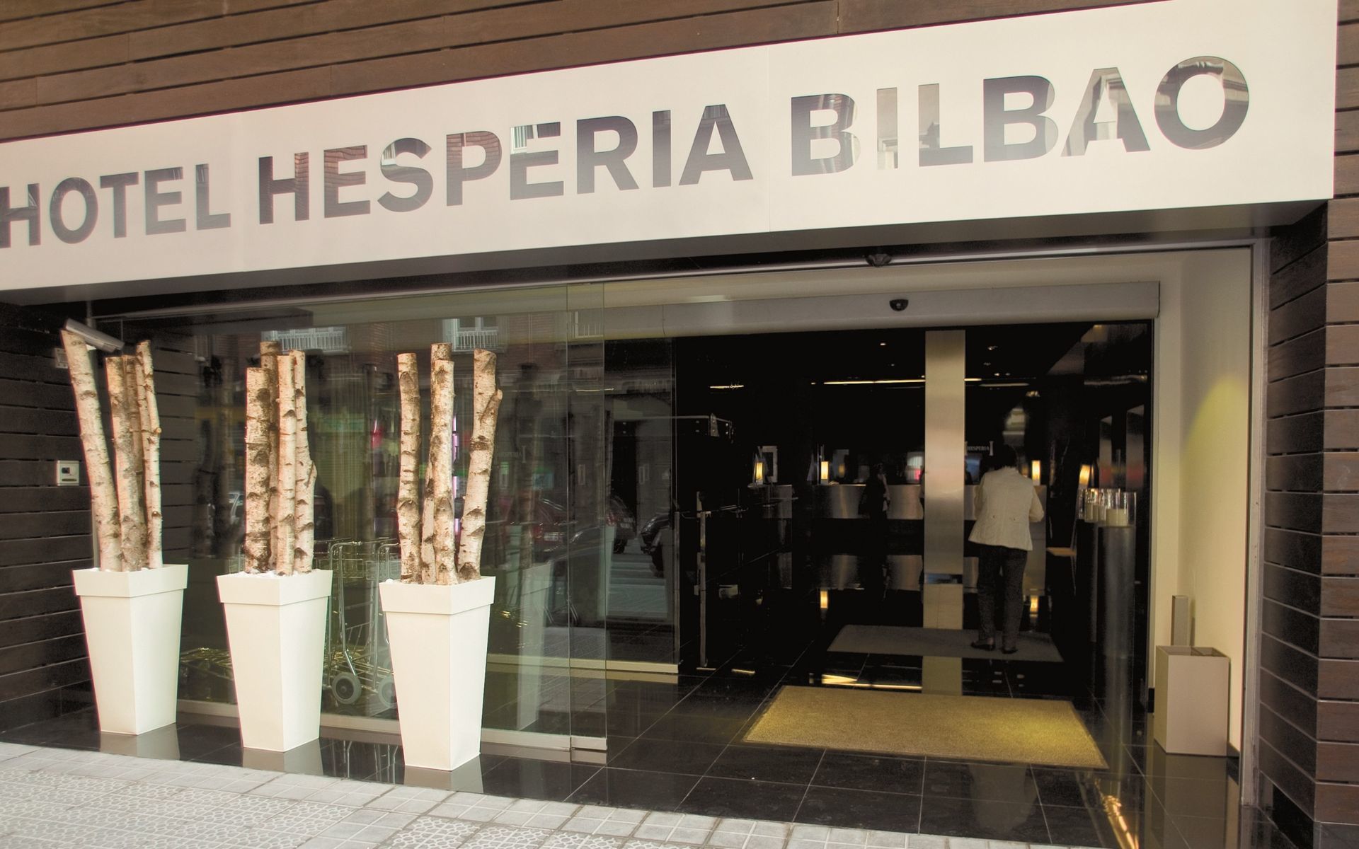 ホテル エスペリア ビルバオ エクステリア 写真